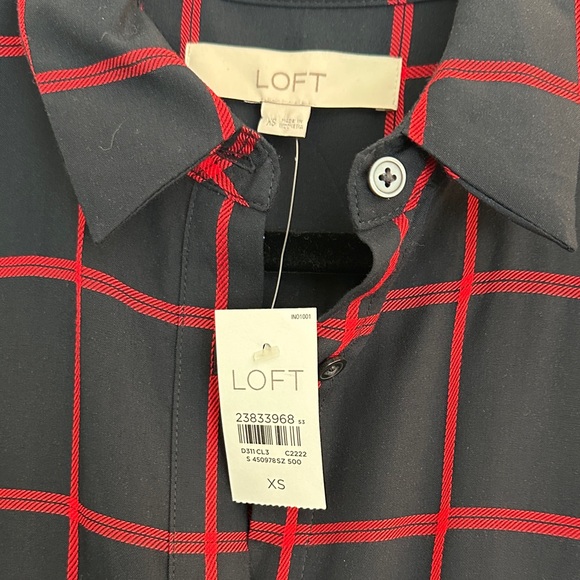 Loft Women's Navy and Red Top - Picture 5 of 5